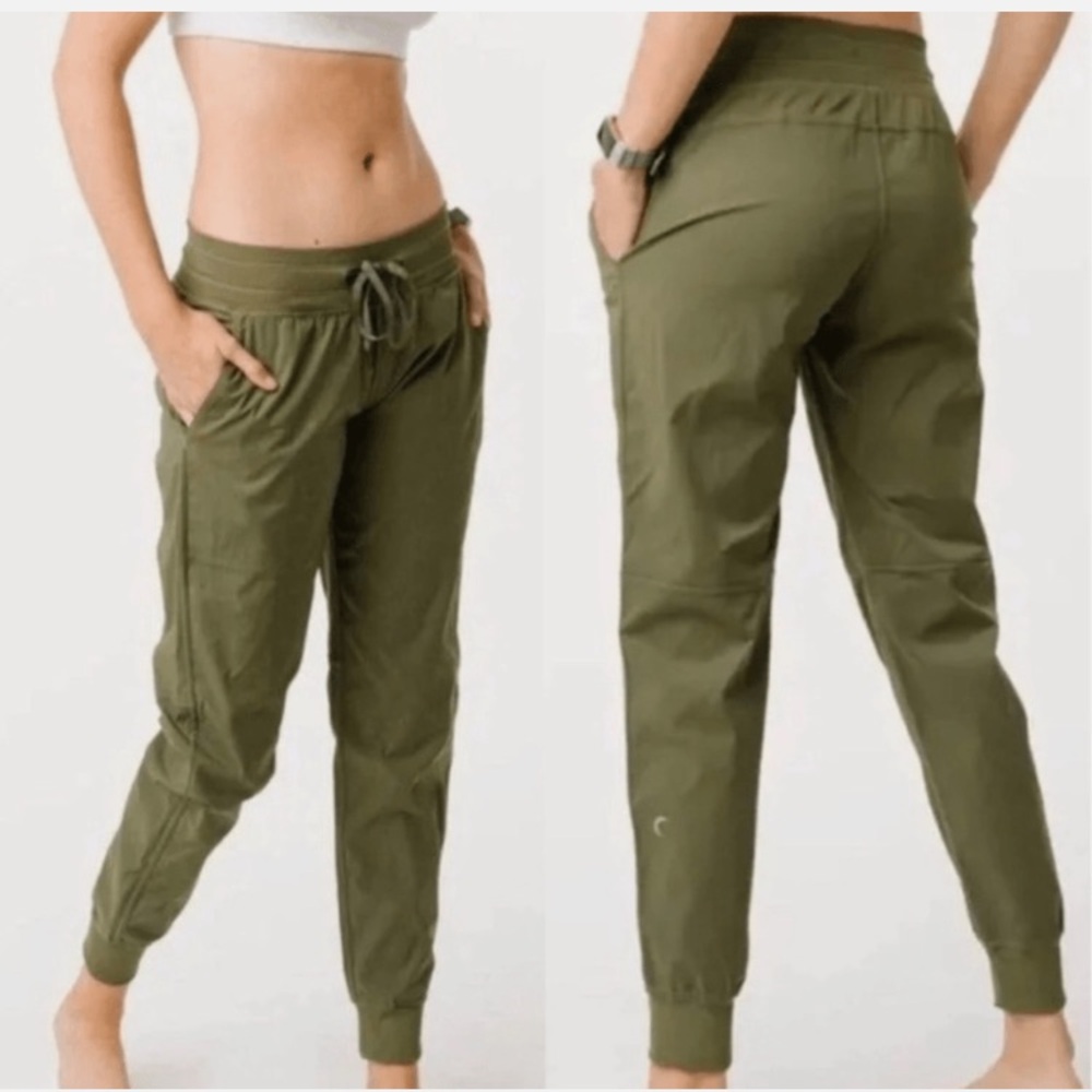 Zyia joggers